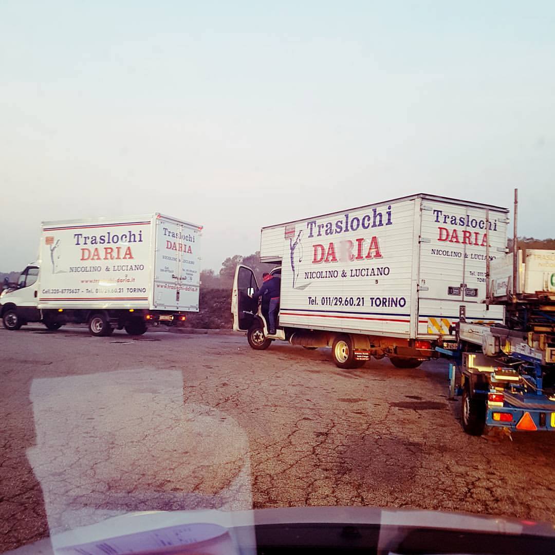 Parco mezzi Daria Traslochi Torino