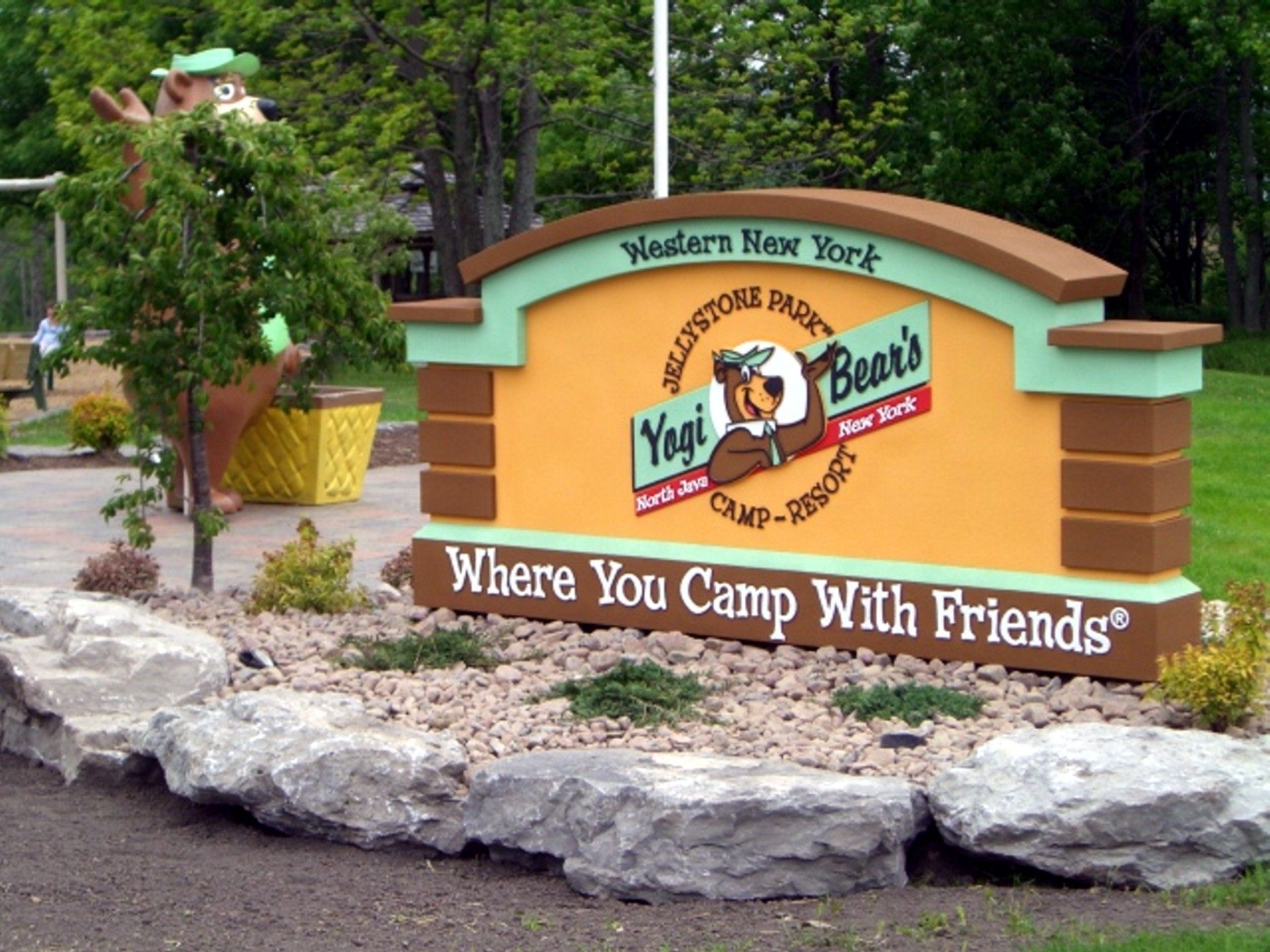 Professional business sign installation and maintenance by Carolina Signs & Wonders in Alexis, NC.