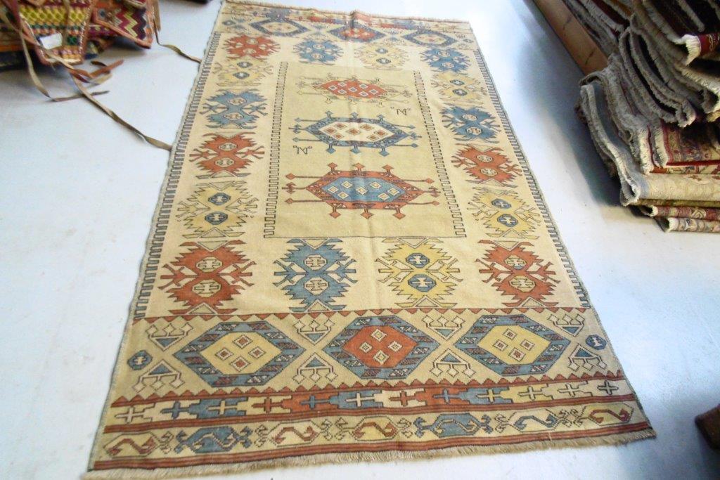 Rug