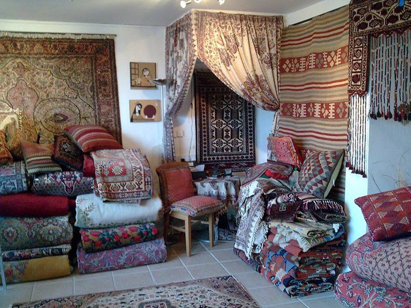 handwoven carpets and rugs
