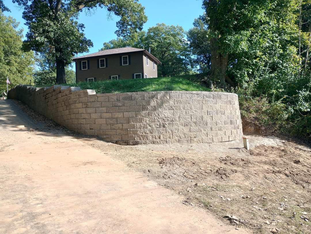 Retaining Wall — Westville, IL — Kruger Tuckpointing
