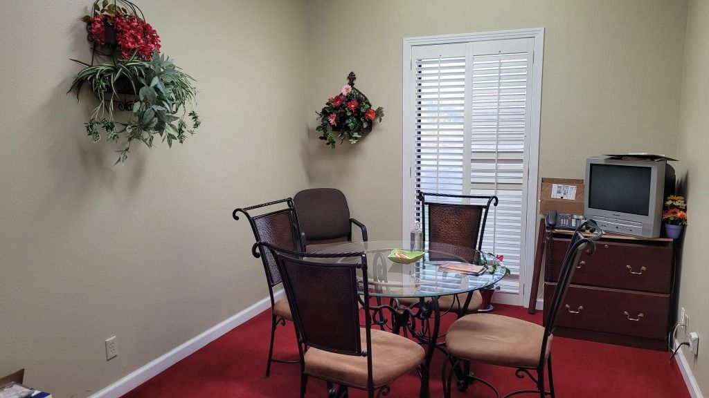 Chapel of Hope Funerals & Cremations - Planning Room