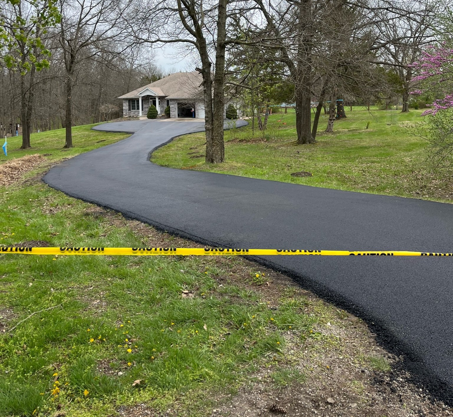 Don’t Let an Ugly Driveway Impact Your Fulton, MO Home’s Curb Appeal. MoSEAL Can Help You Pave Today
