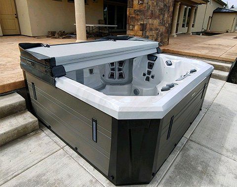 Black and White Hot Tub | Corvallis, OR | Schaefers Stove & Spa