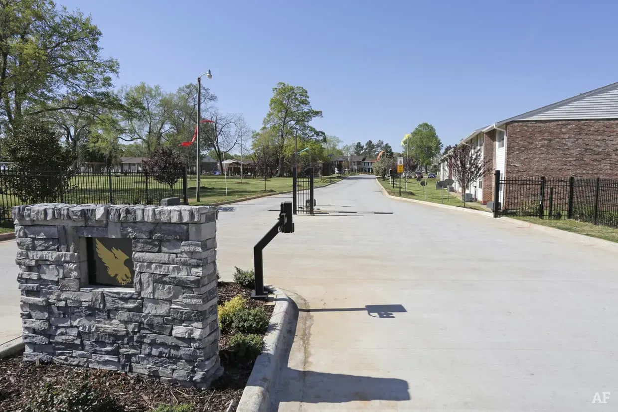 Building exterior photo gallery