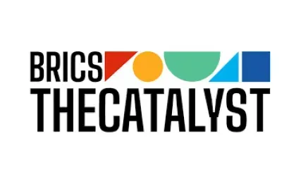 Um logotipo para brics the catalyst com formas geométricas