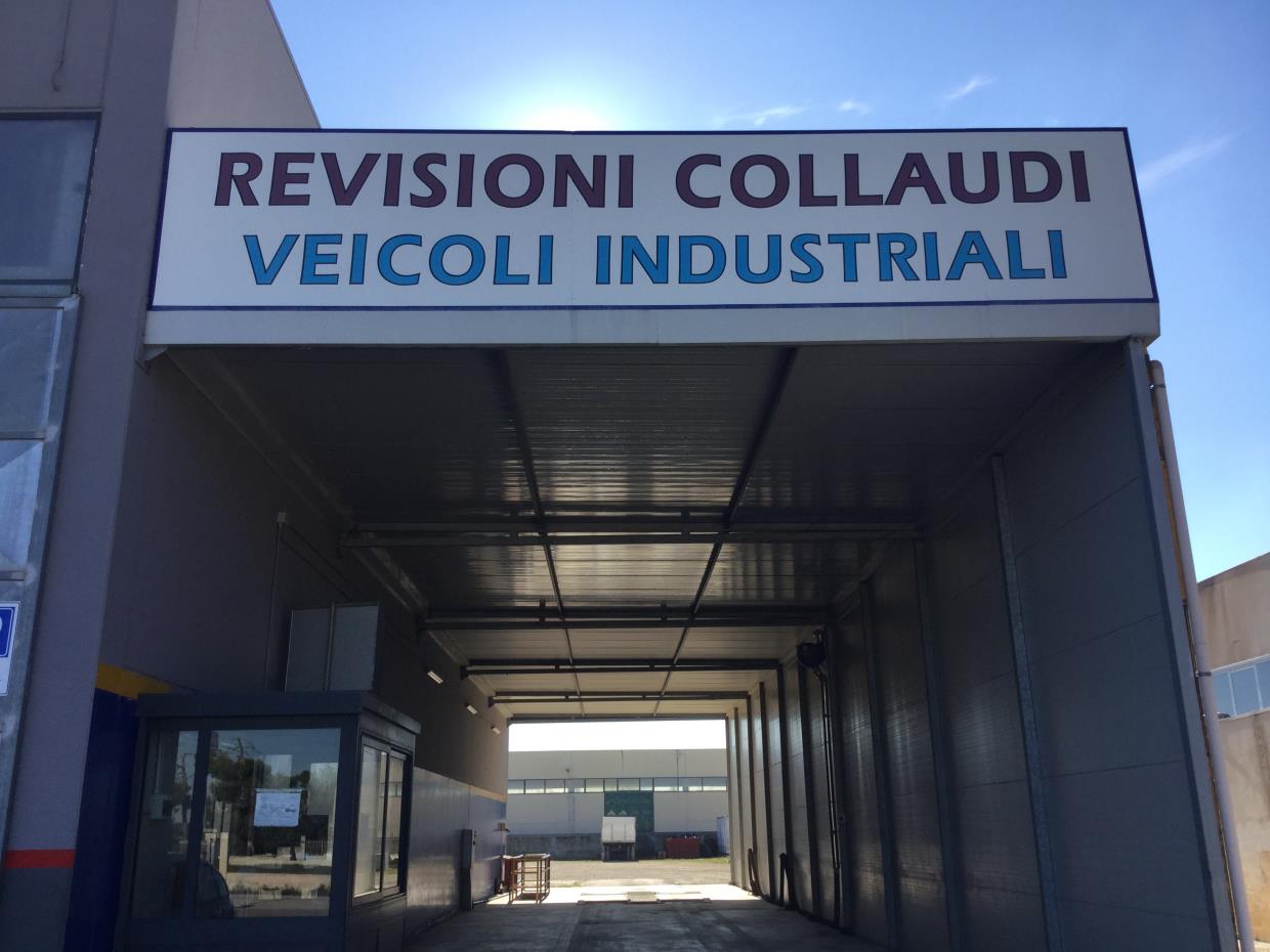 ingresso ad autofficina