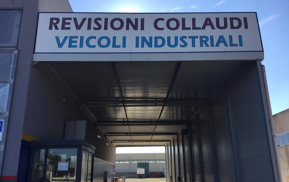 officina autorizzata per riparazioni su mezzi pesanti