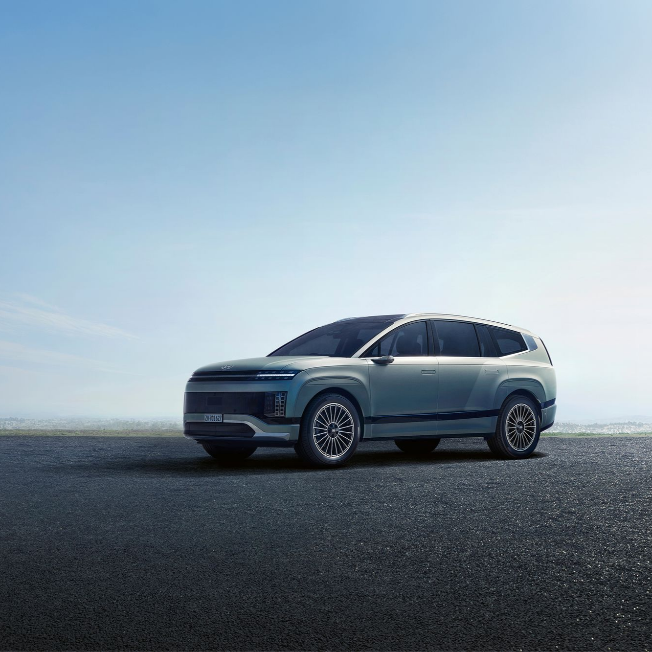 Hyundai Ioniq 9 Front