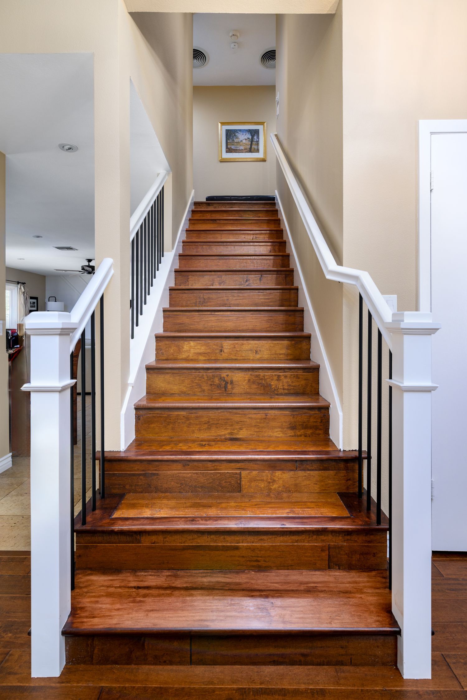 stairs remodel, wood flooring, stair railings, stair well remodel, Oak Park, CA 