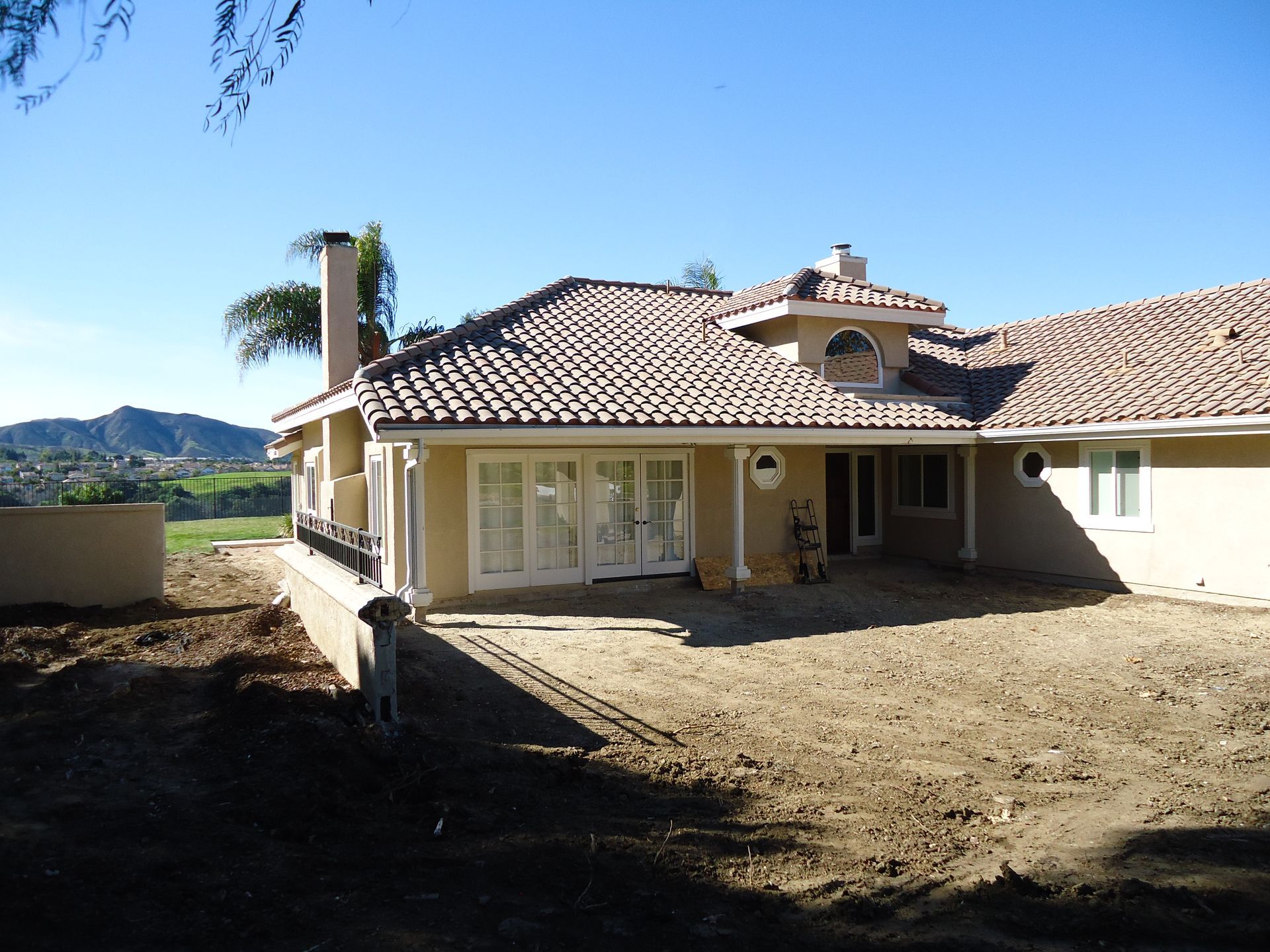 BEFORE image of the front of a house, beginning construction of a 2 bedroom and 1 bathroom addition, Thousand Oaks, CA 
