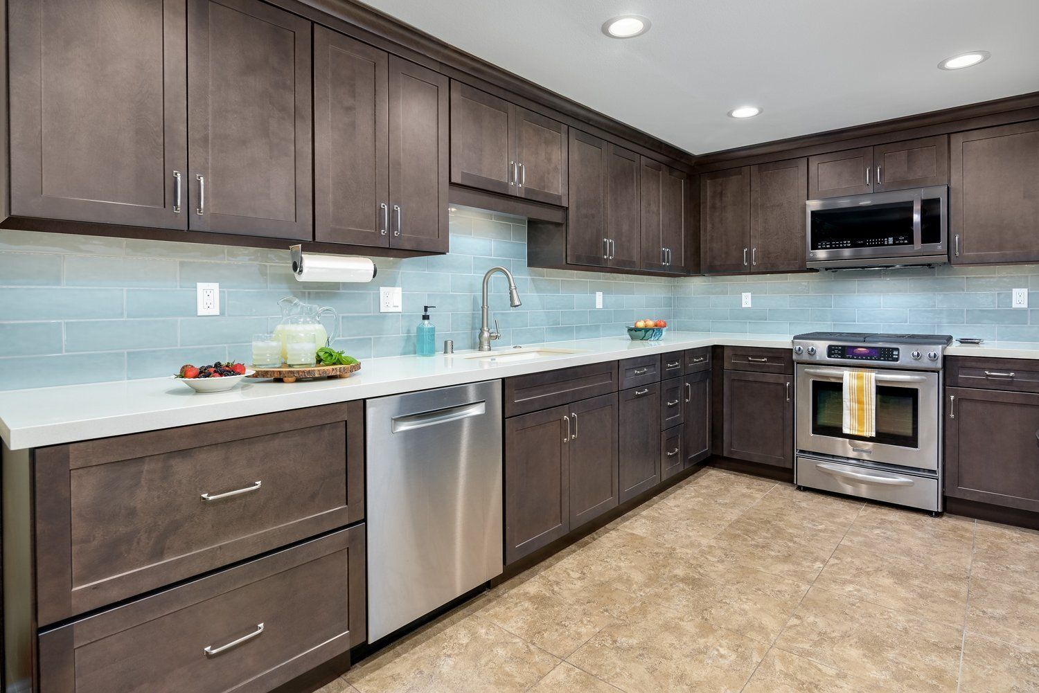 Mantra Cabinetry in BARK Classic Door Style, Kitchen Remodel, Thousand Oaks