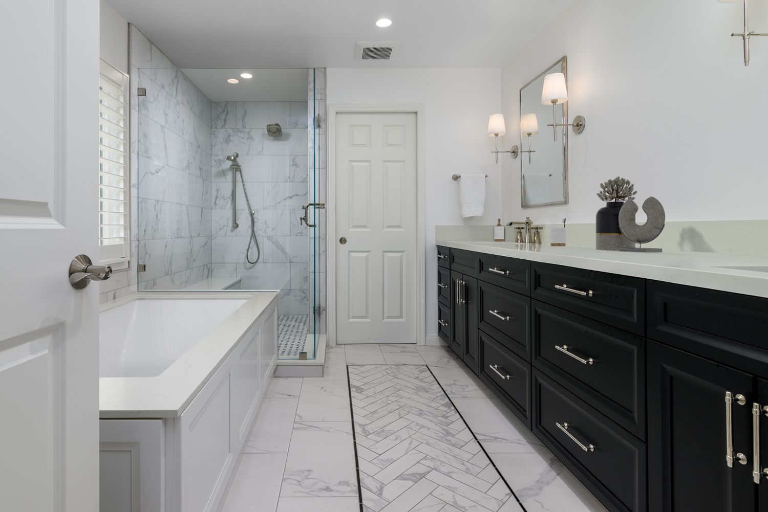 Tasteful Master Bathroom, Simi Valley