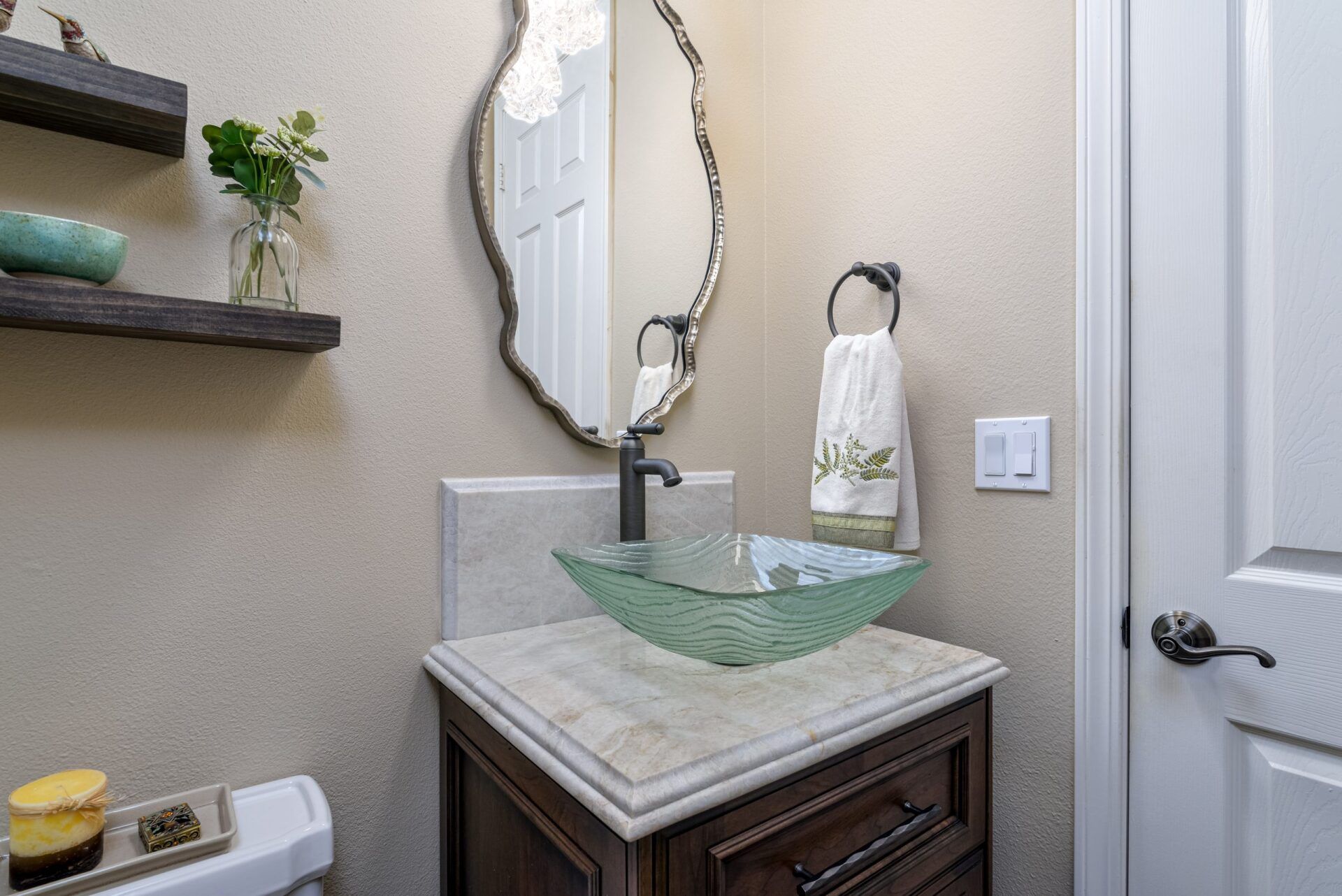 Artistic Touches In Powder Bath Remodel Dos Vientos