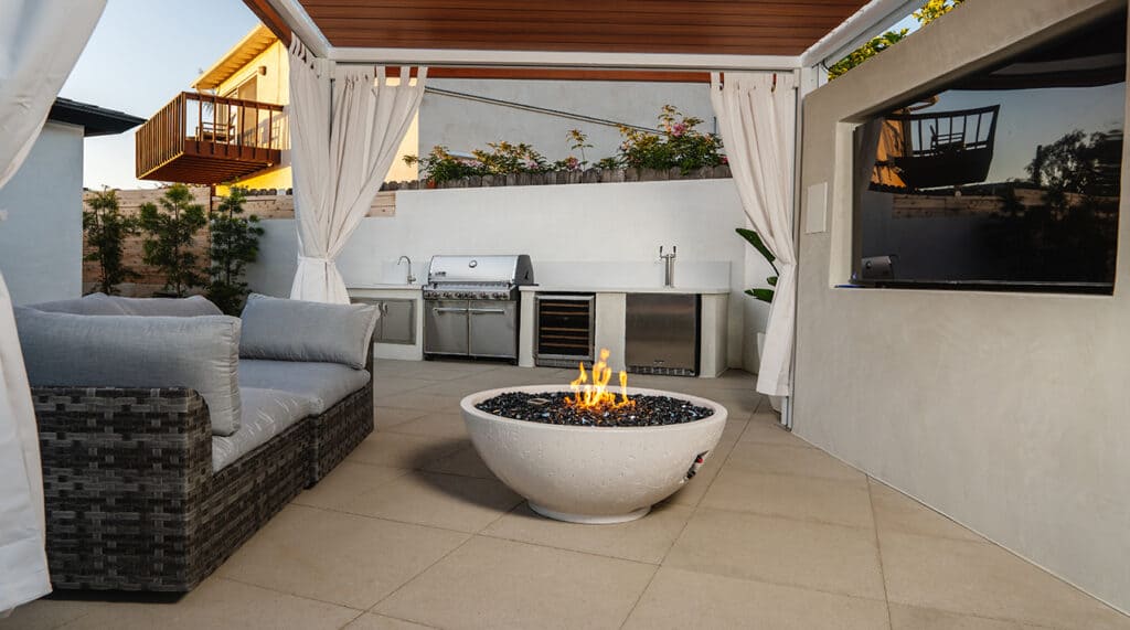 Outdoor Living Space w Grilling Station & Fire Bowl, Simi Valley