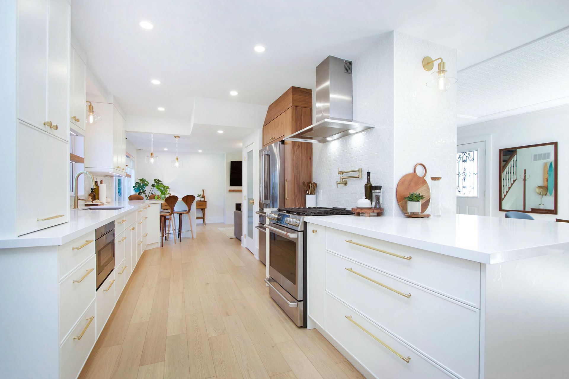 Custom Kitchen Designer Oshawa