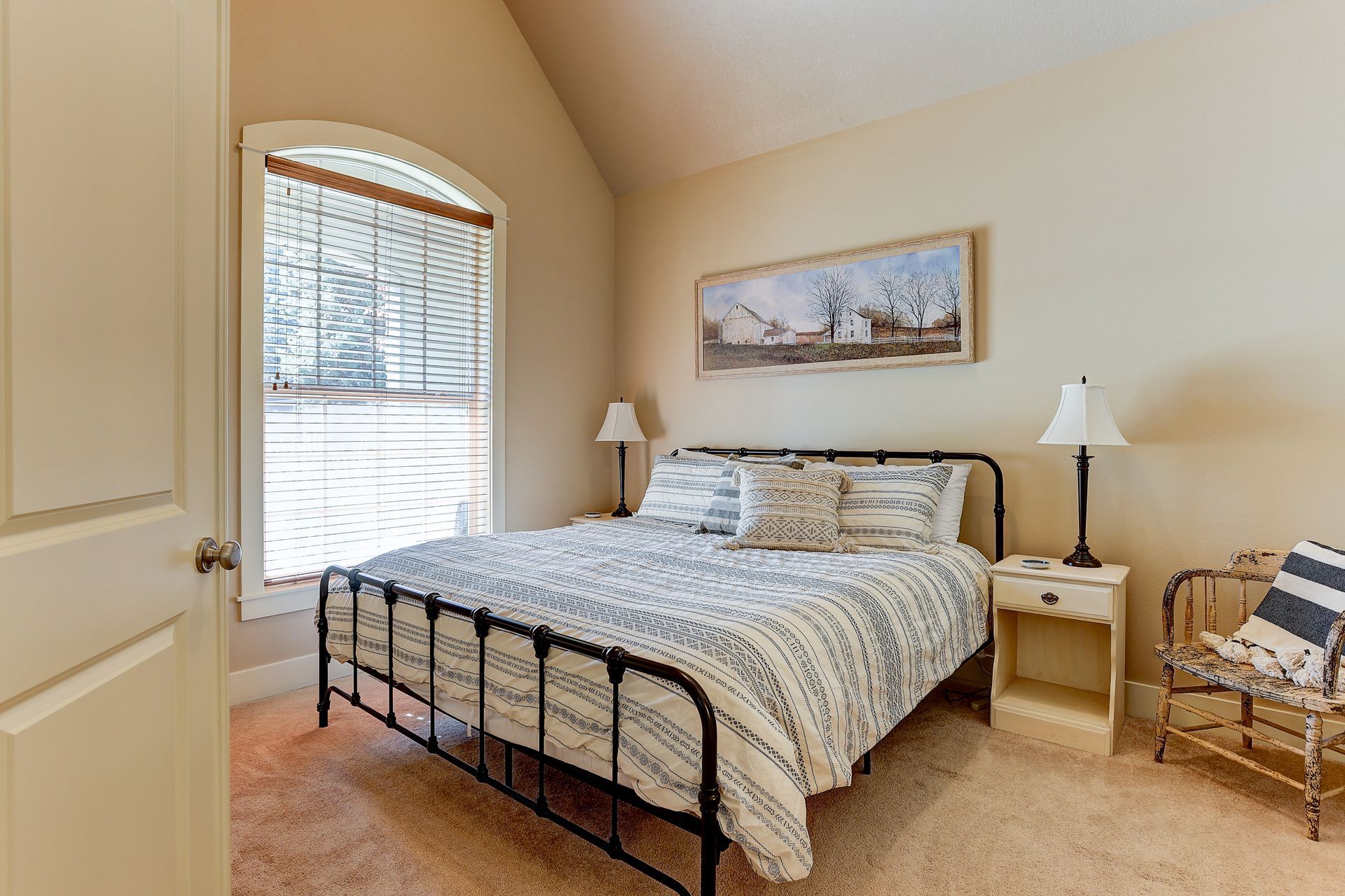 Sisters, Oregon | Vacation Rental | Bedroom