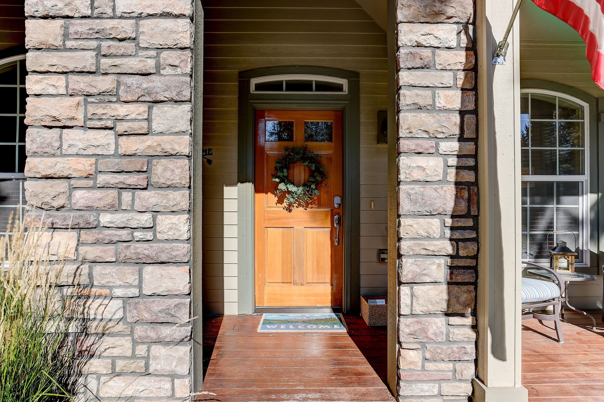 Sisters, Oregon | Vacation Rental | Front Porch