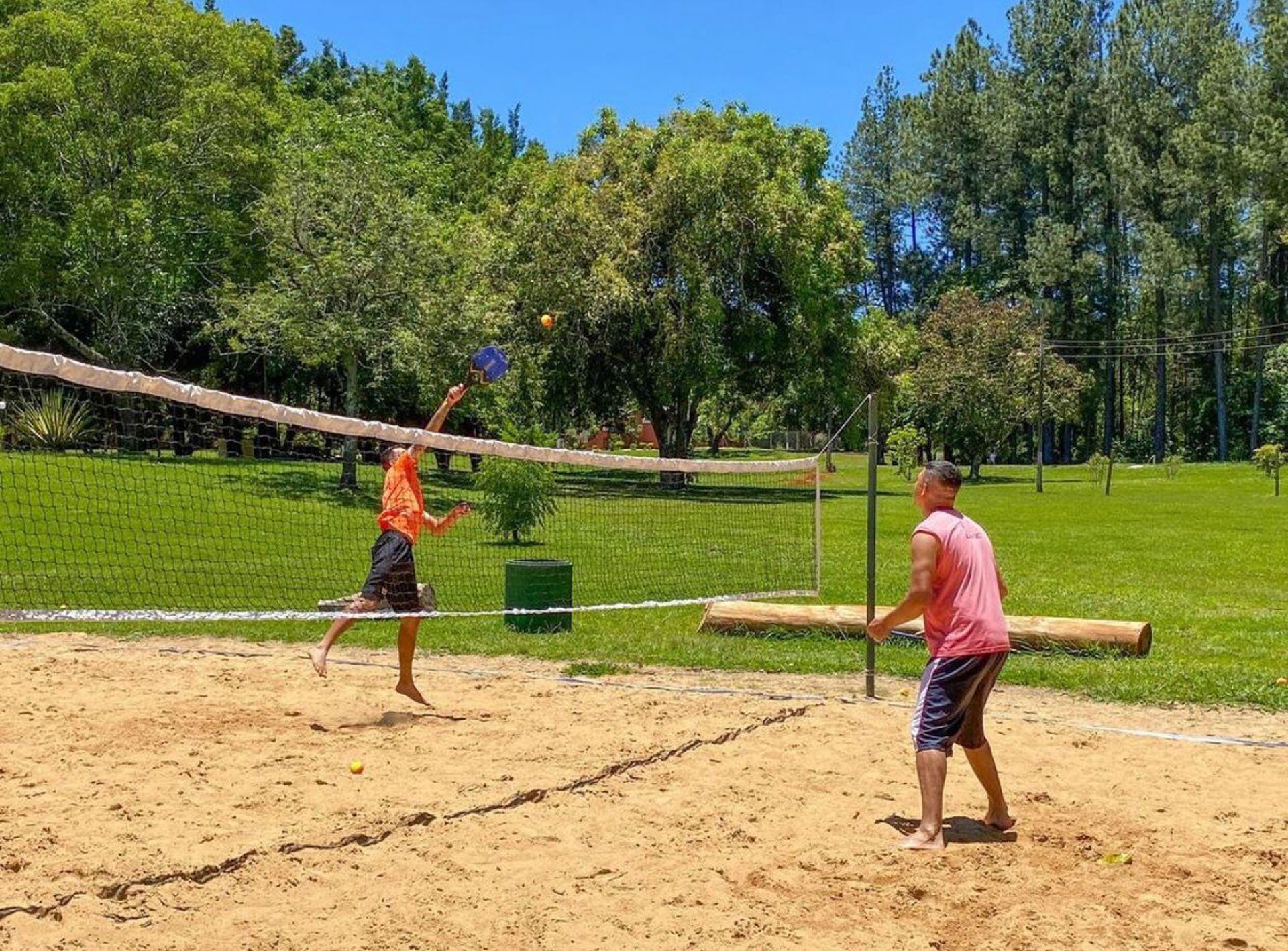 Uma linda quadra de areia no hotel fazenda vale das águas