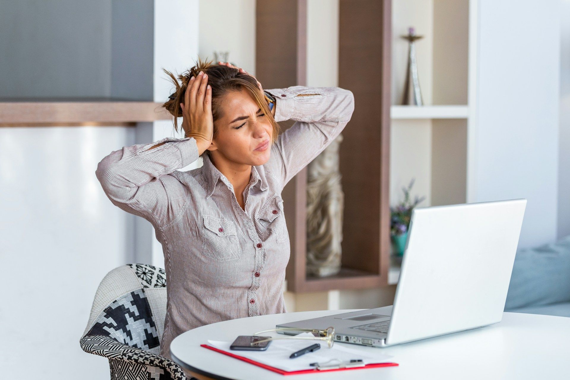 woman with headache