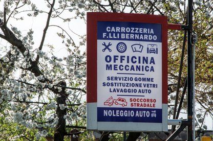 insegna carrozzeria e officina meccanica