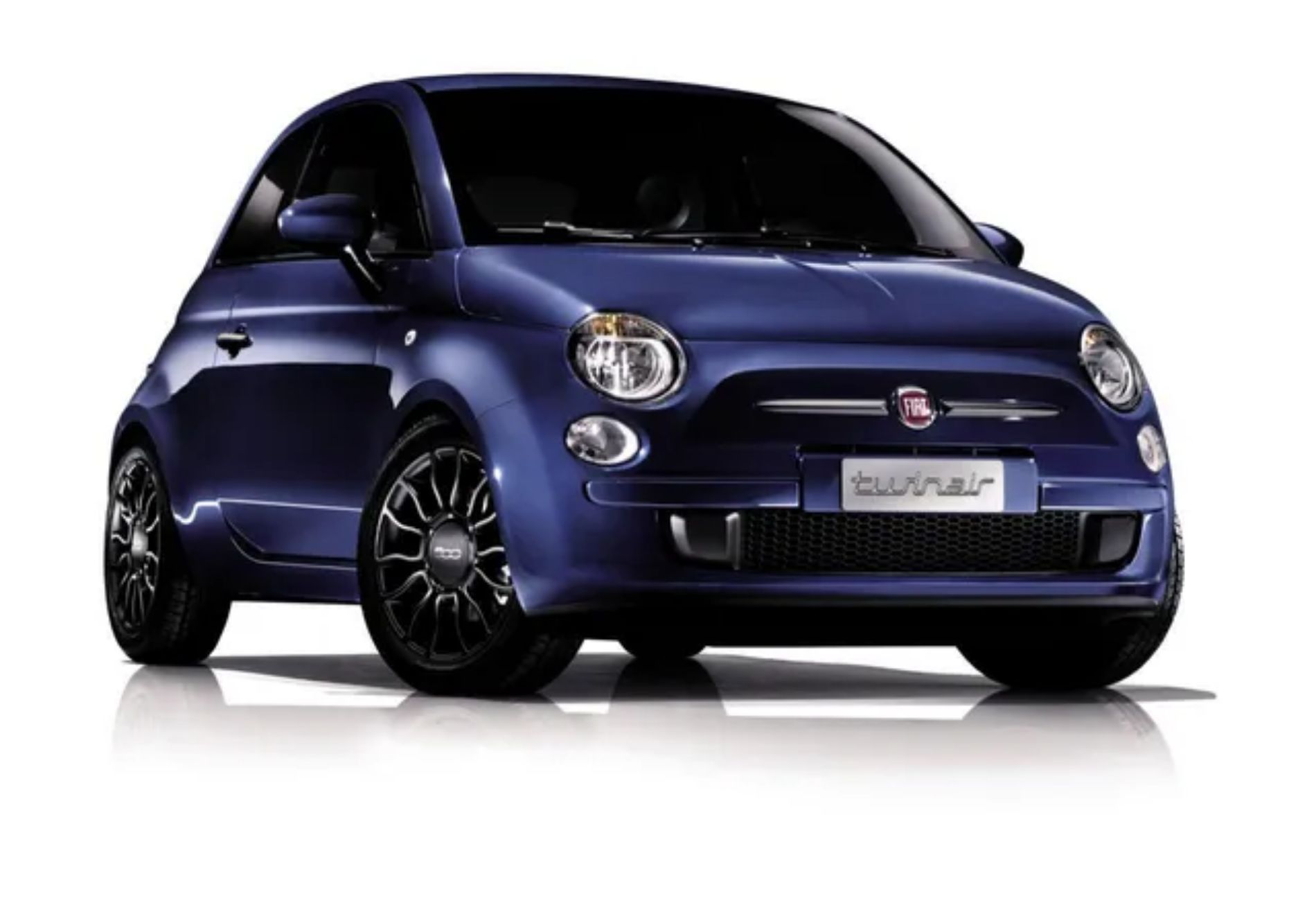 fiat 500 con vetri oscurati disponibile per il noleggio