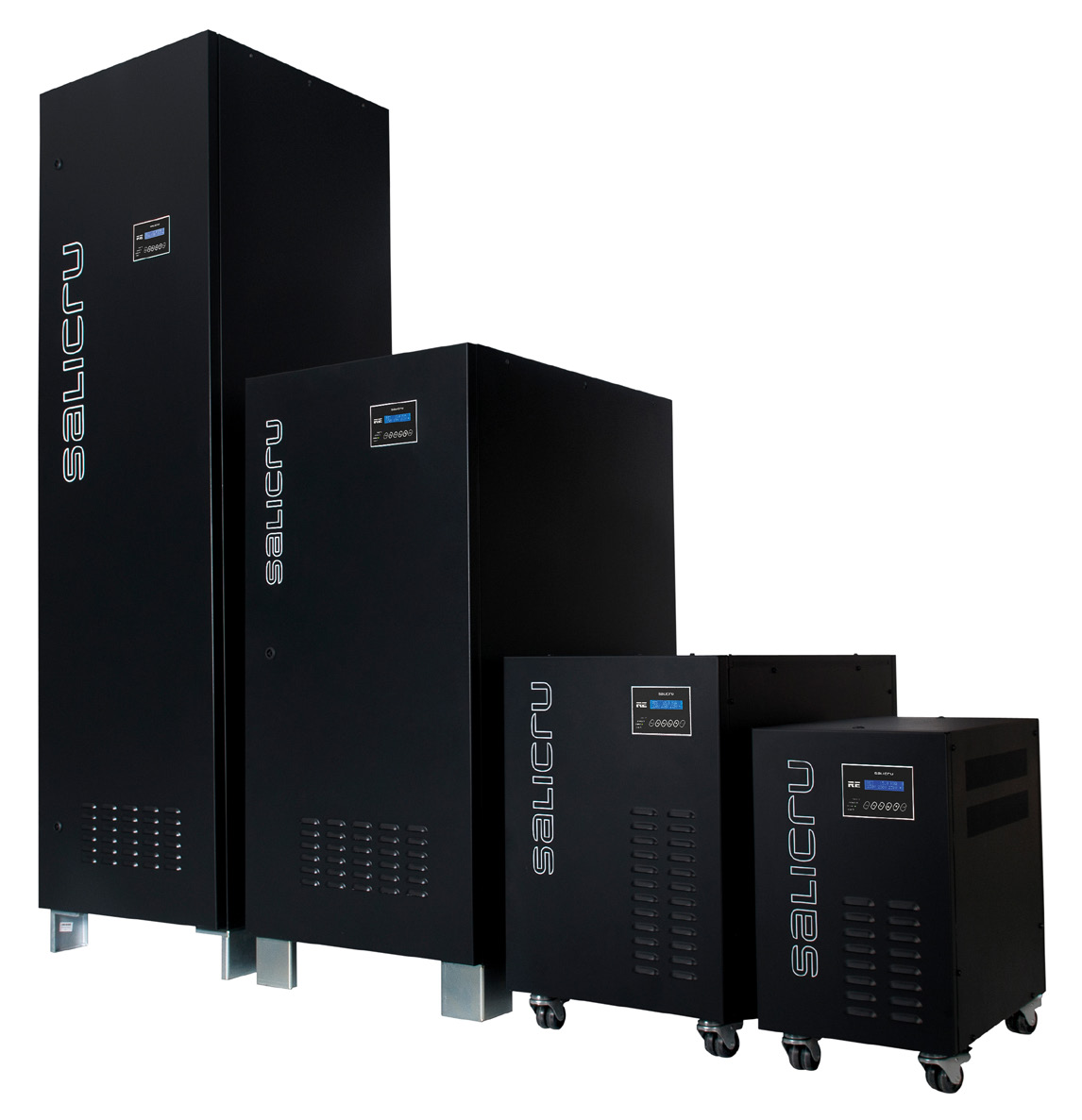 Tres unidades UPS de color gris oscuro de diferentes tamaños.