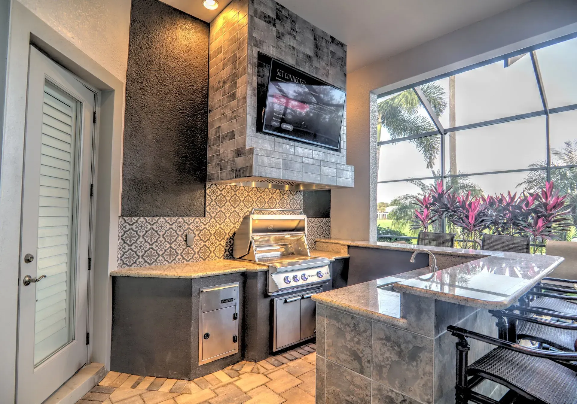Porcelain tile outdoor kitchen