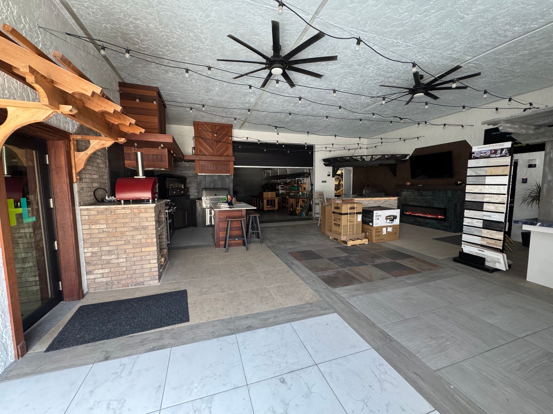 HL Posey outdoor kitchen design center and showroom