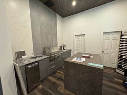 HL Posey outdoor kitchen design center and showroom