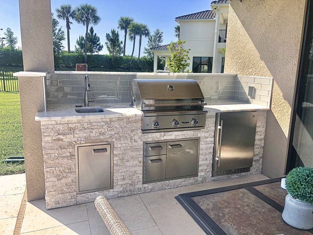 estero, fl straight run outdoor kitchen