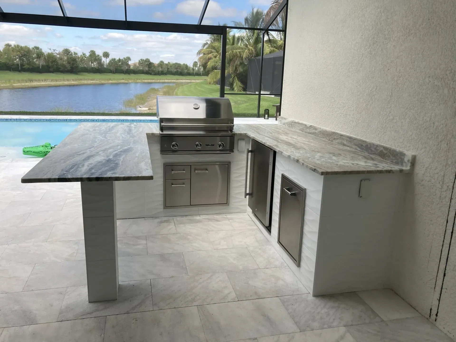 Tile Outdoor Kitchen Sanibel