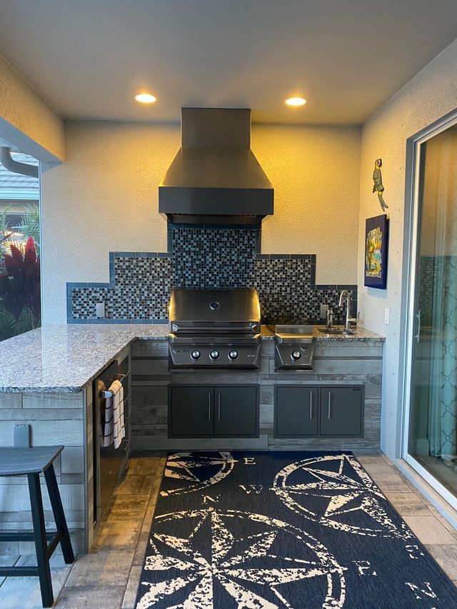 Outdoor kitchen backsplash ideas hotsell