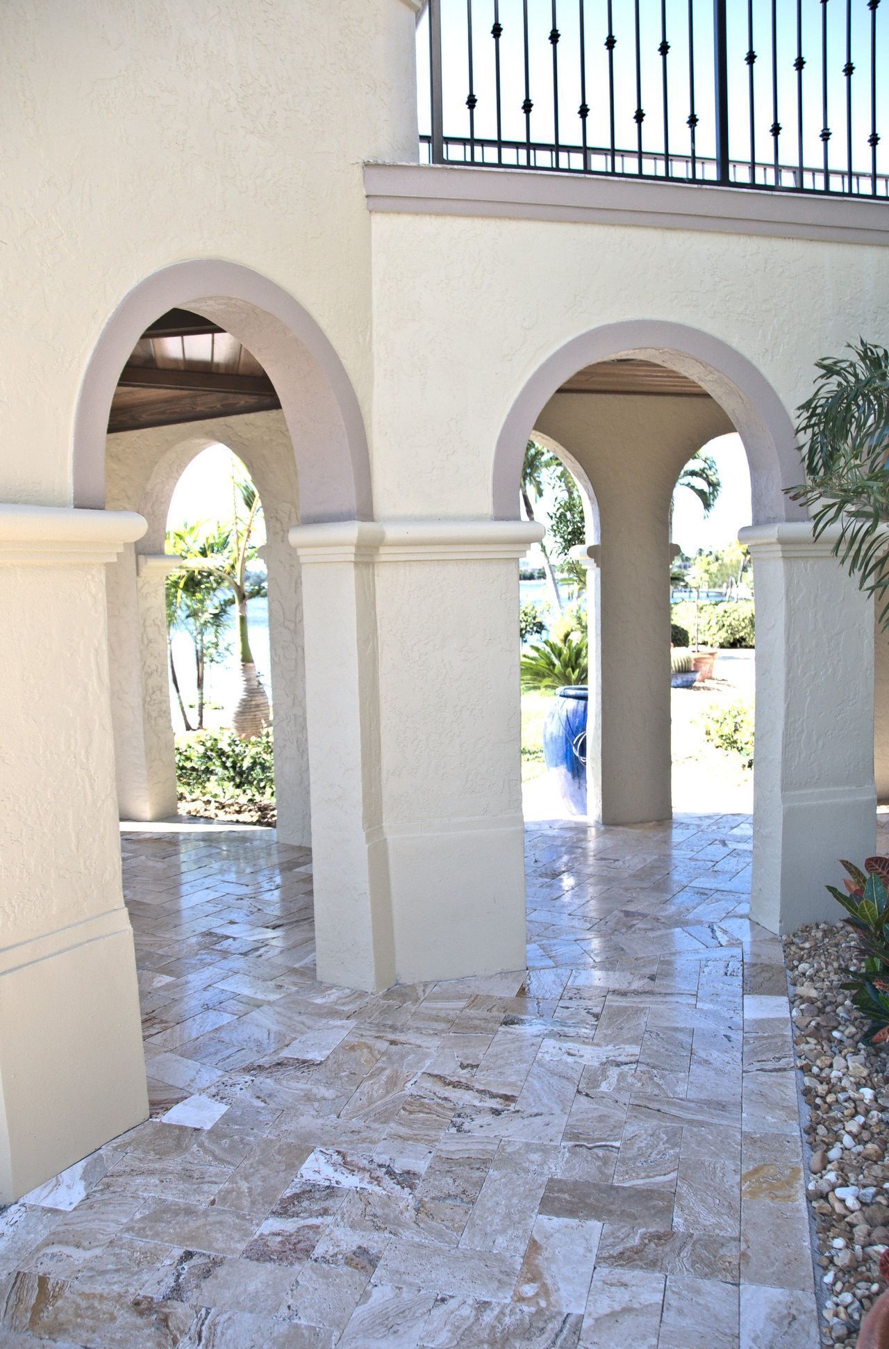 custom outdoor living space cape coral fl