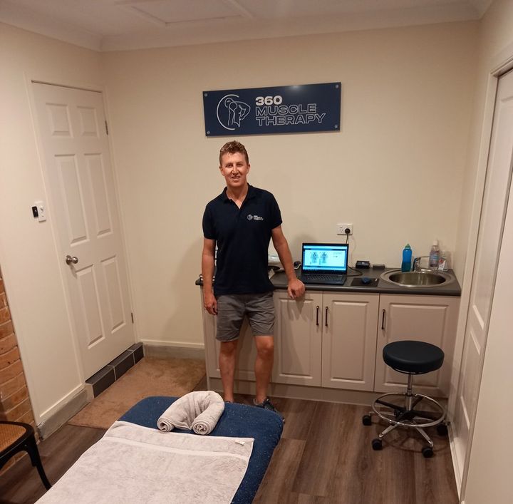 360 Muscle Therapy Massage Therapist — 360 Muscle Therapy in Bolwarra Heights, NSW