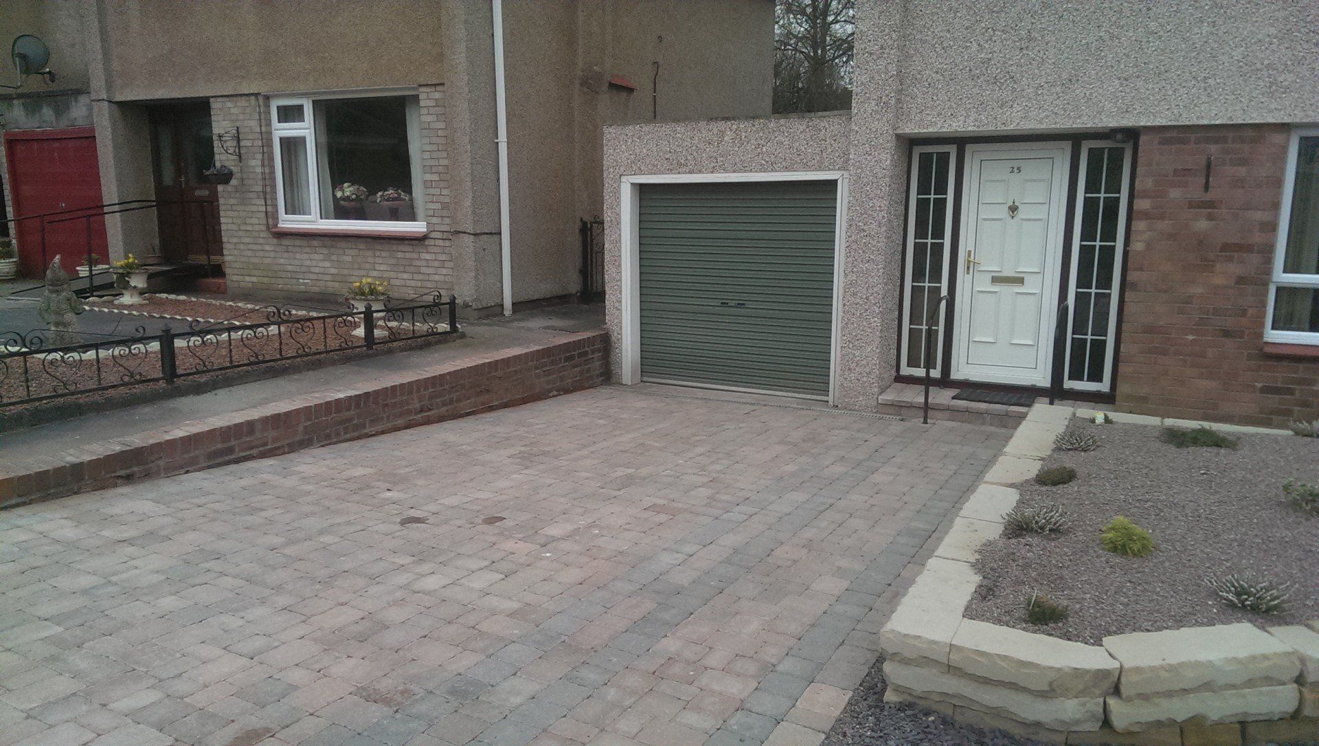 Coombie garden design project picture 18