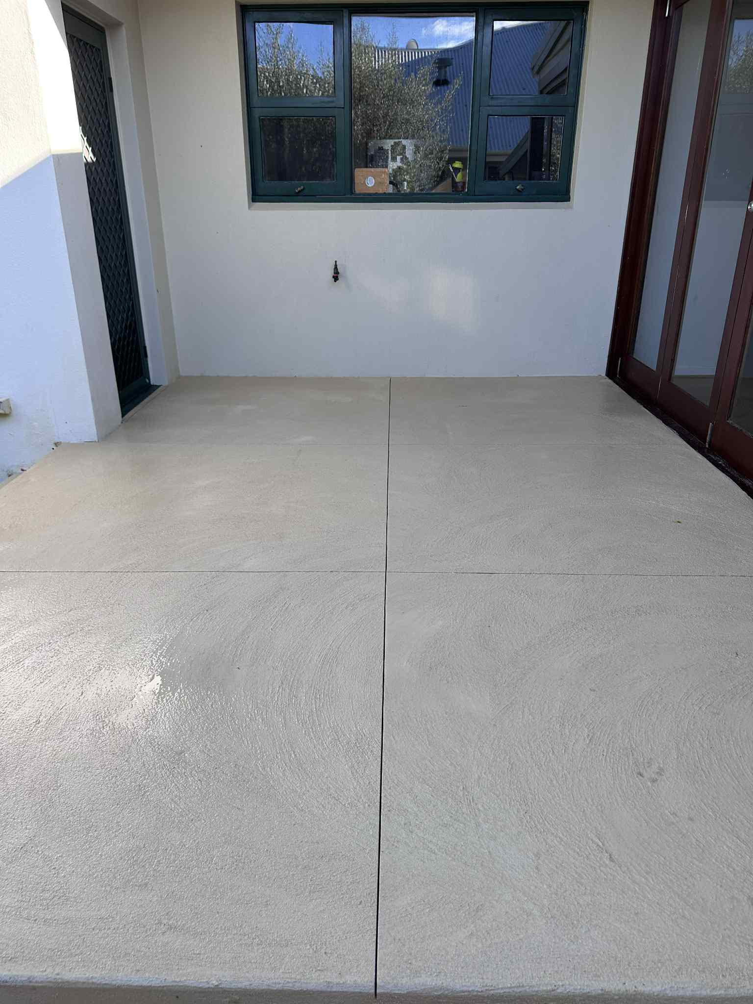 Liquid limestone alfresco in Wandi Perth
