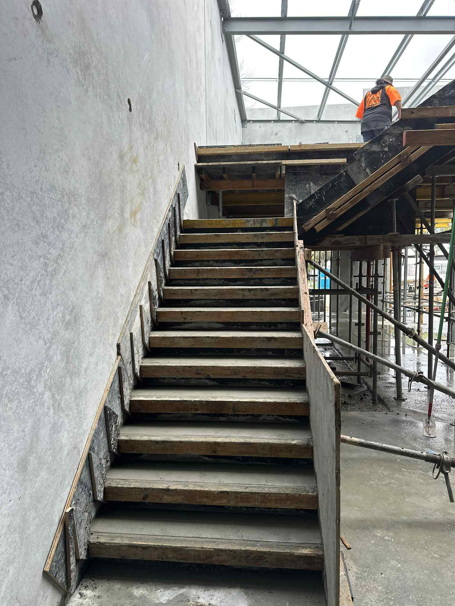custom concrete & form work for staircase in commercial building in Perth