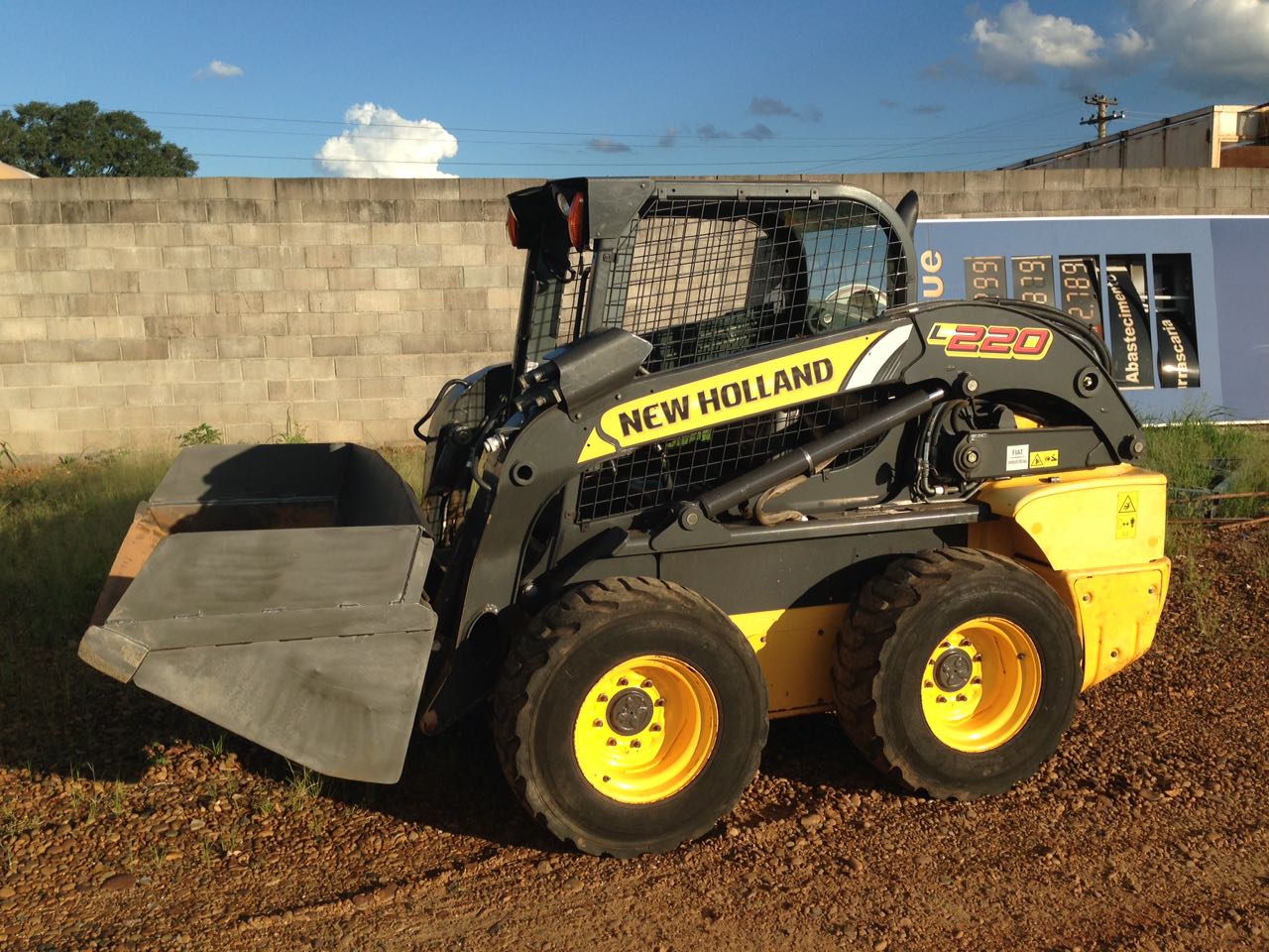 balança para mini carregadeira, balança mini carregadeira, balança para pá carregadeira, sistema de pesagem para pá carregadeira, balança embarcada, balança eletrônica para pá carregadeira, balança pá carregadeira, balanças r&r
