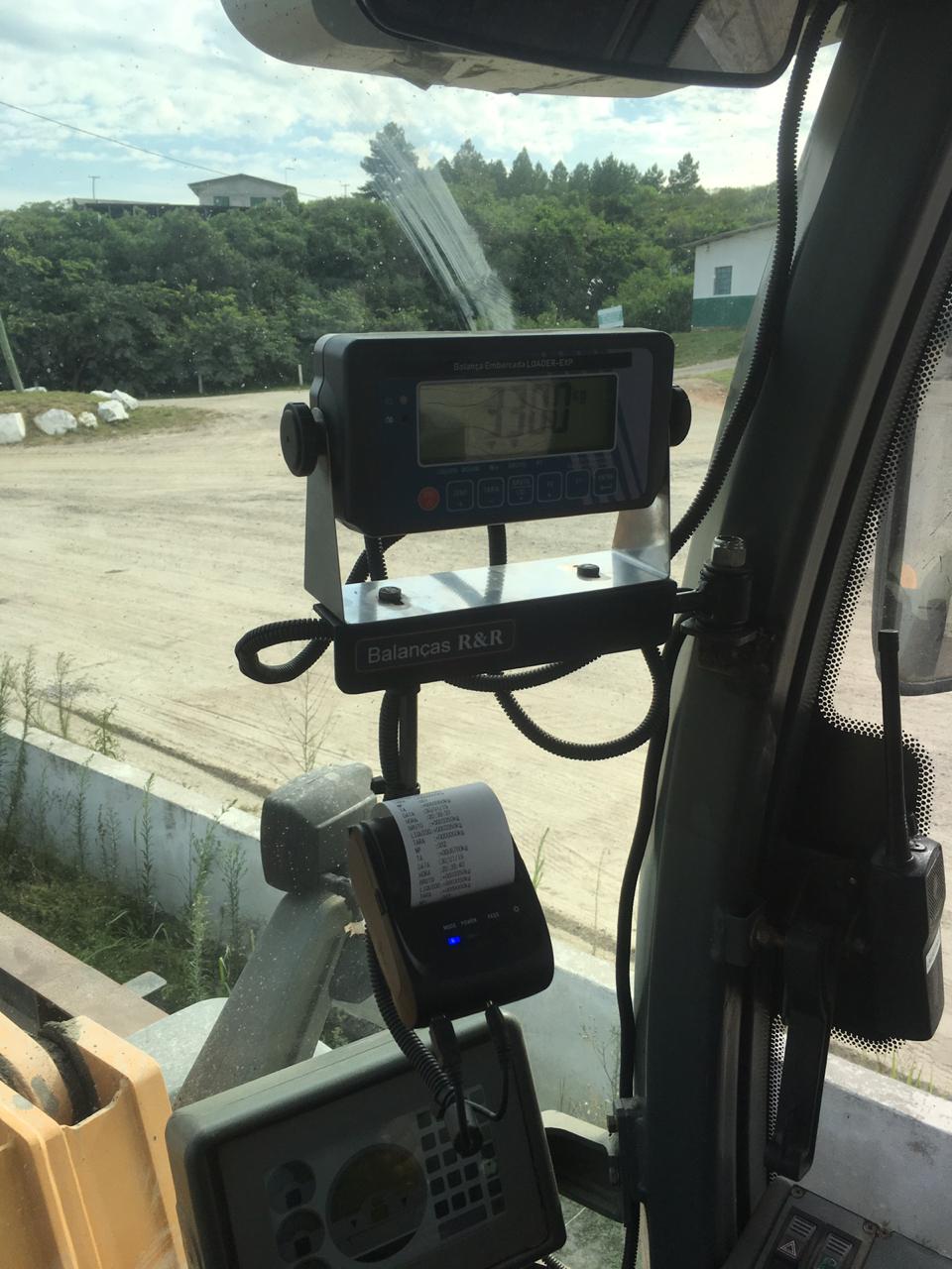 balança para pá carregadeira, balança pá carregadeira, balança eletrônica pá carregadeira, balança gelth, gelth, balança loadrite, balança marpress, marpress, balanças r&r, balança embarcada, balança eletrônica para pá carregadeira, preço balança pá carregadeira, balança pá carregadeira, pá carregadeira caterpillar, pá carregadeira case, pá carregadeira volvo, pá carregadeira xcmg, pá carregadeira new holland, pá carregadeira liebherr, pá carregadeira balança, r&r, r&r balanças