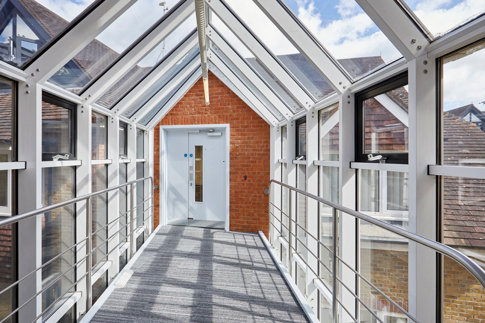 highlight open office at tanshire business park surrey