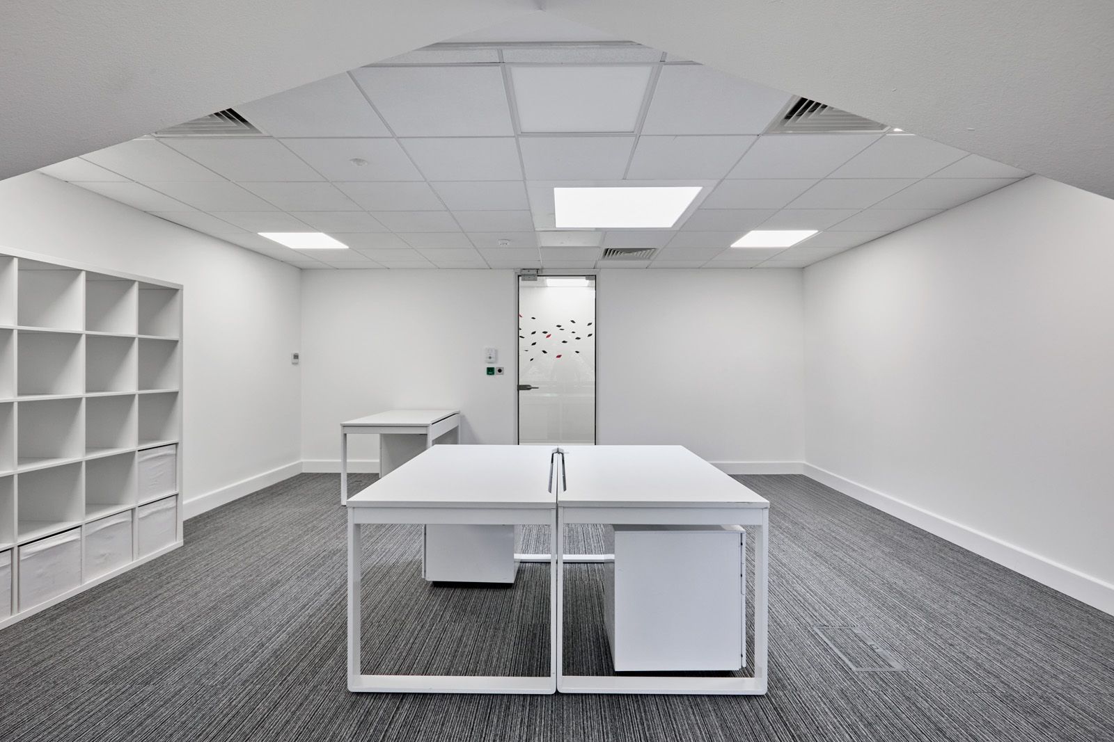 Oak House | Grade A Office to rent in Surrey