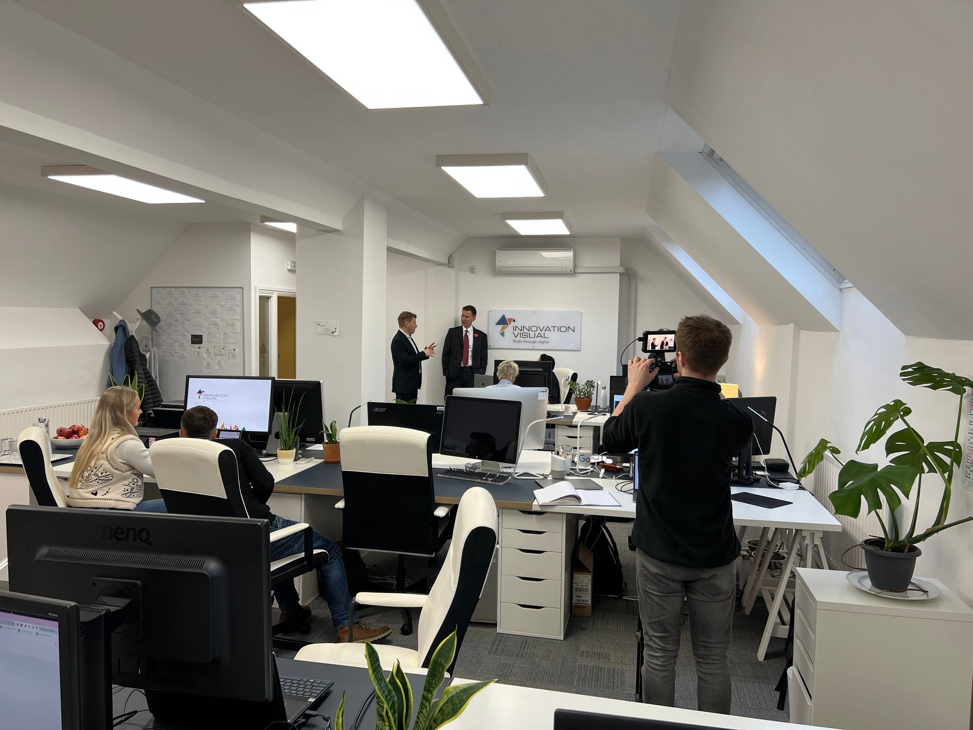 tanshire business park office space to rent in surrey innovation visual