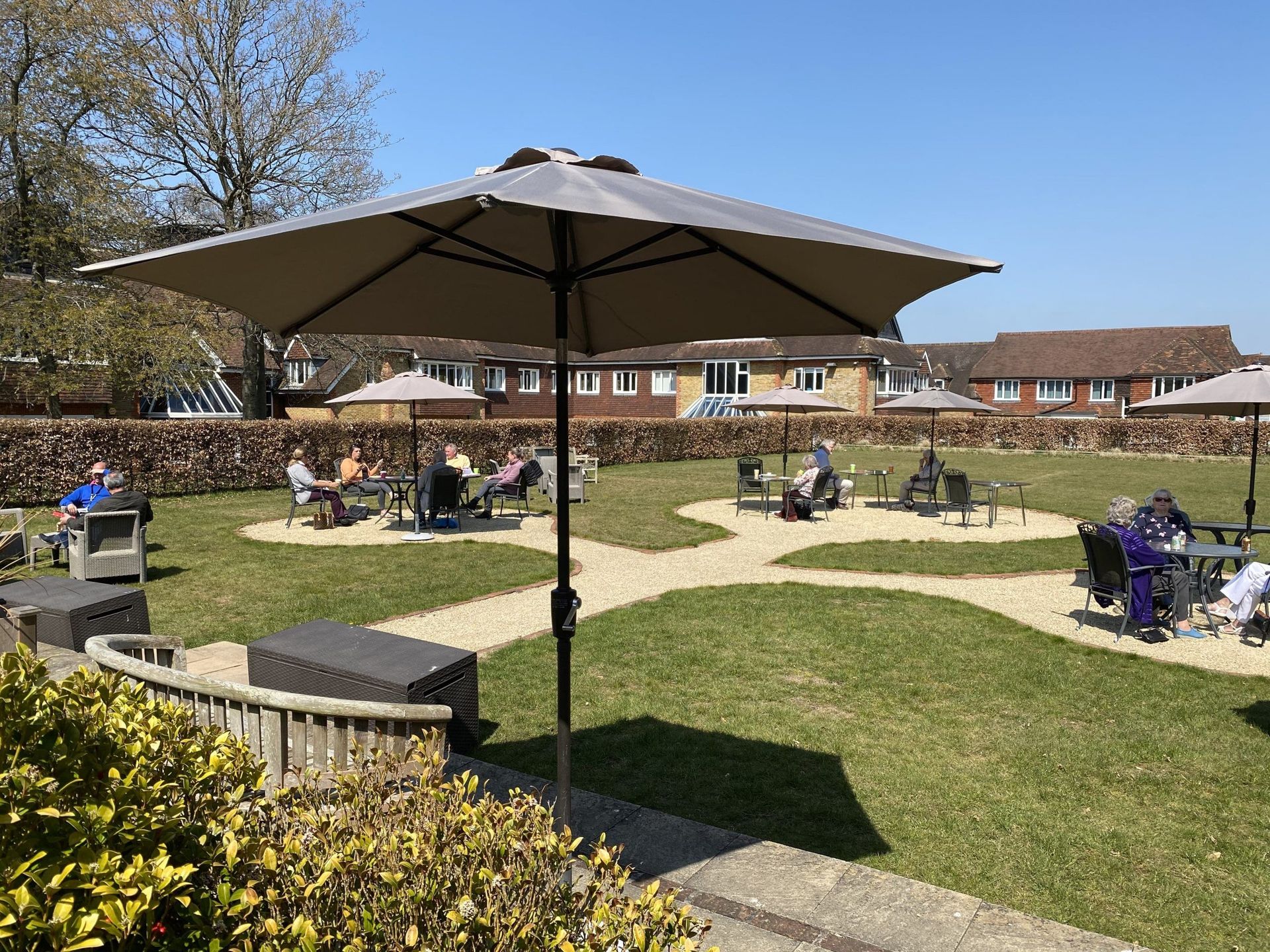 tanshire business park pavillion cafe outdoor seating surrey near haslemere