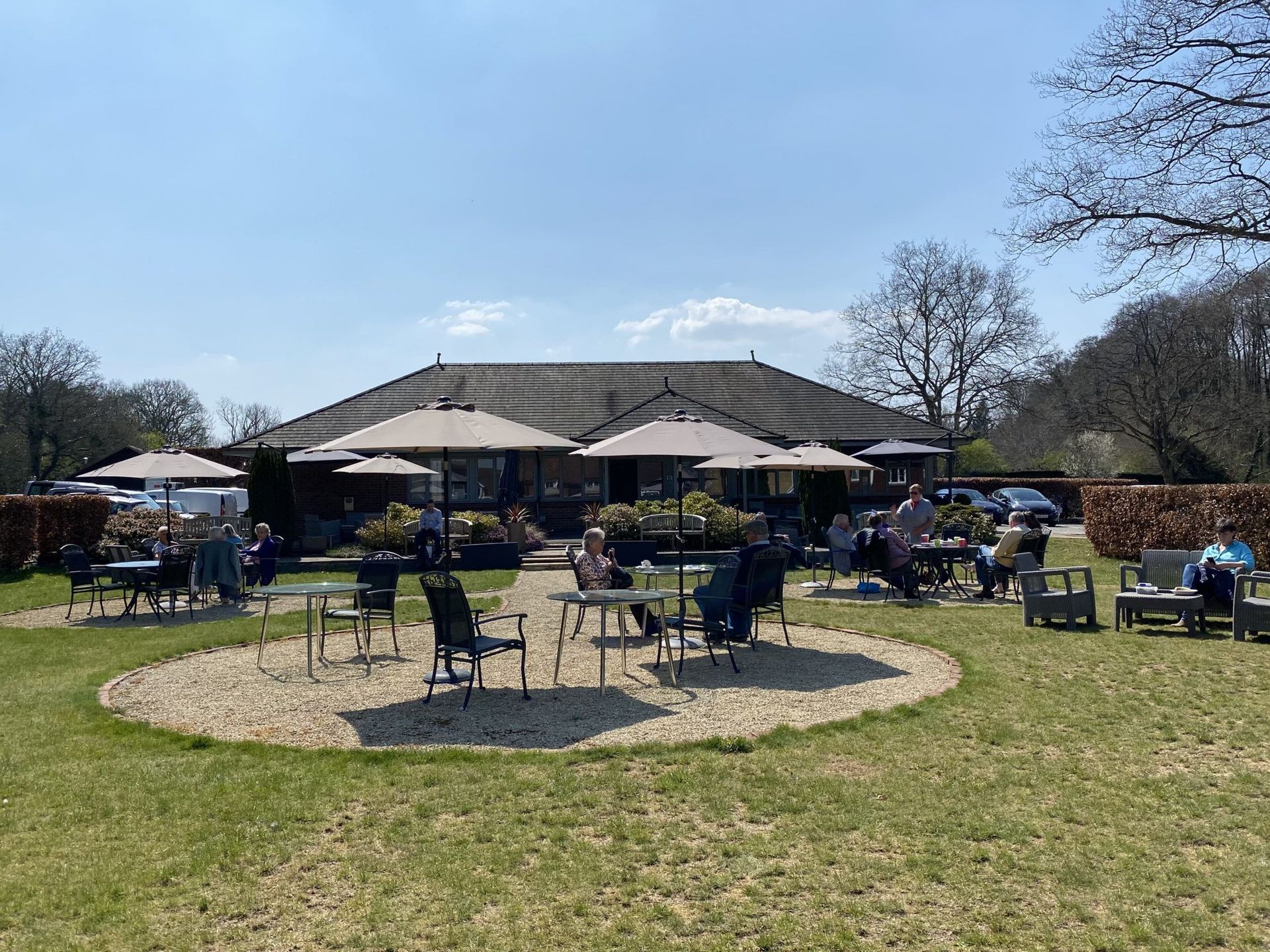 tanshire business park outdoor cafe seating near Woking