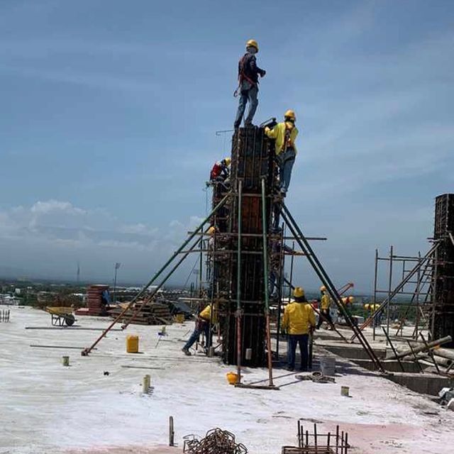 ALQUIEQUIPOS C&C SAS