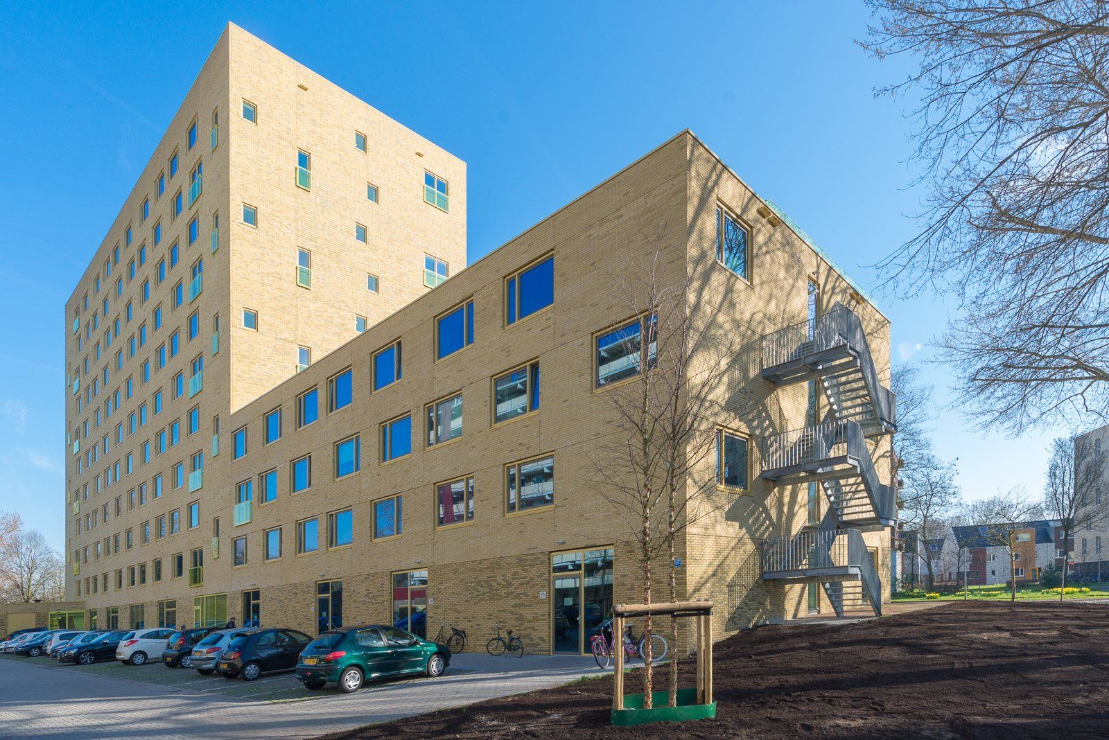 Portfolio Walter Frisart FOTOwerk Vastgoedfotograaf:  Hoogbouw appartementen Zonnelaan Groningen voor Aberson