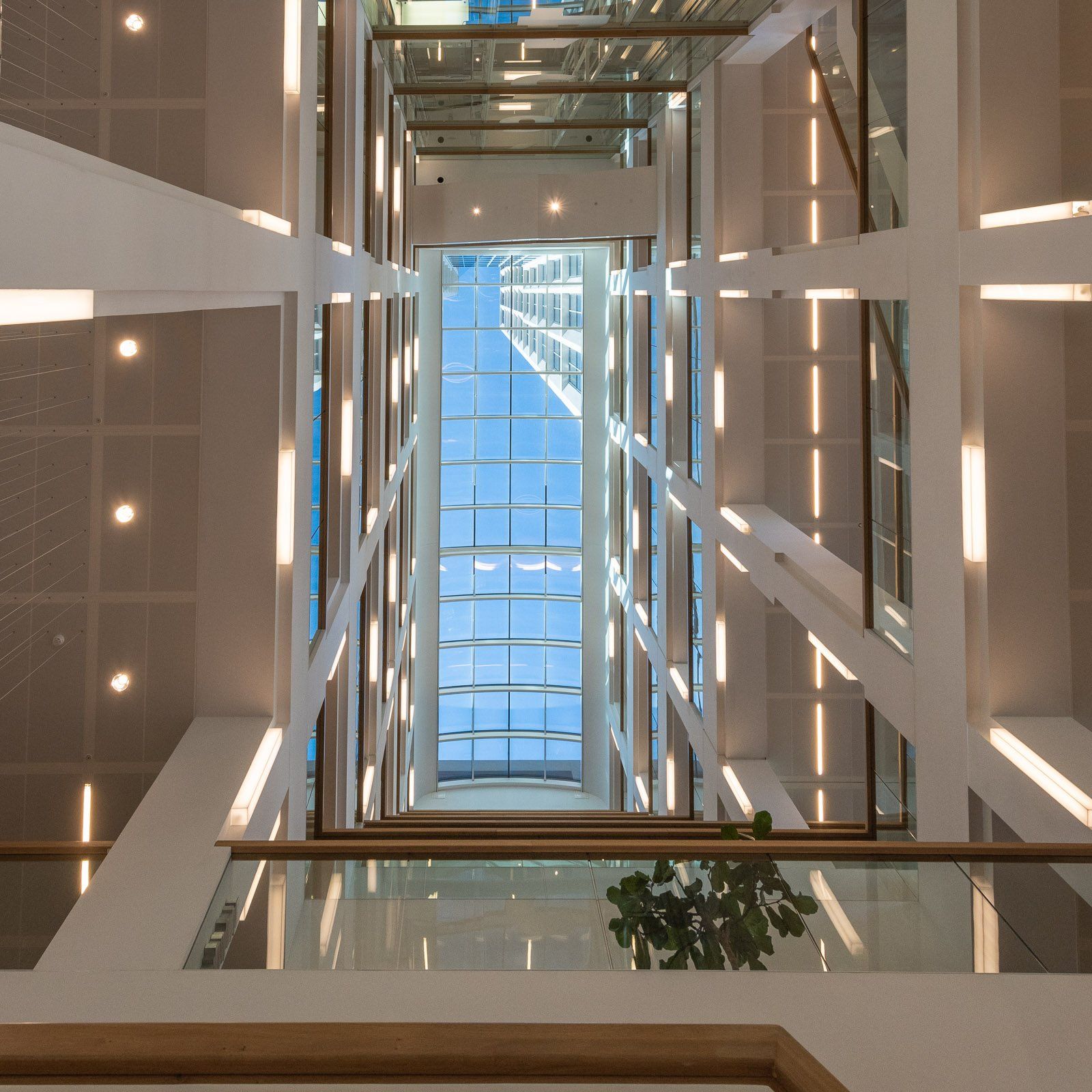 Portfolio Walter Frisart FOTOwerk Vastgoedfotograaf:  Interieur kantoor First Rotterdam voor Bakker Natuursteen