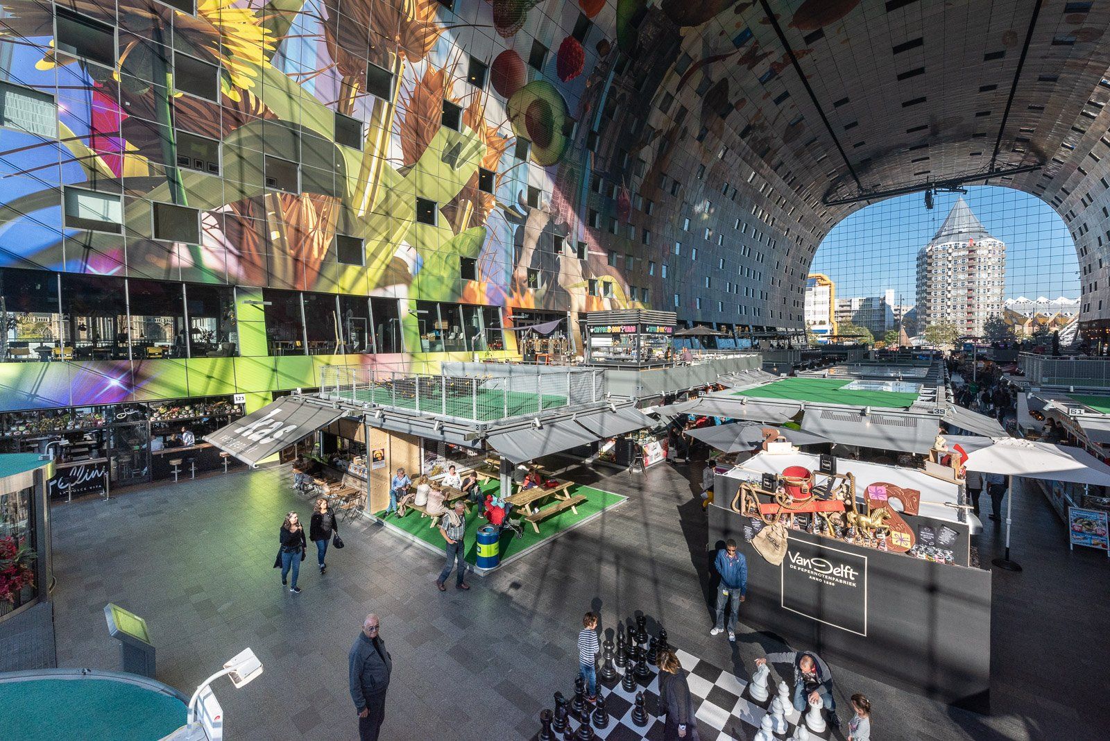Portfolio Walter Frisart FOTOwerk voor Bouwkunst en Architectuur:  Markthal Rotterdam voor Bakker Natuursteen