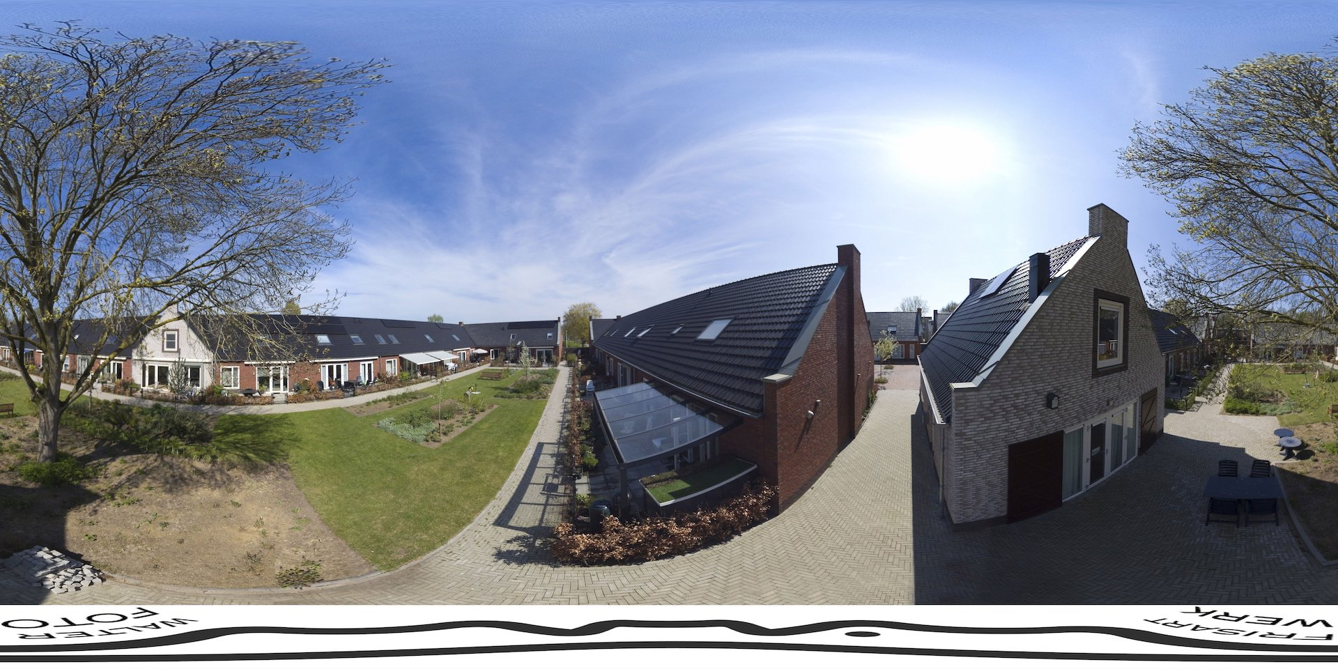 360 graden foto van het eerste Knarrenhof  van Nederland genaamd Aahof in Zwolle ©walterfrisartFOTOw